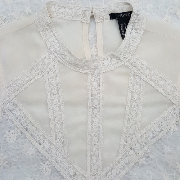 FOREVER 21 Light Sheer Lace Mesh Sleeveless Blouse - Picture 3 of 8